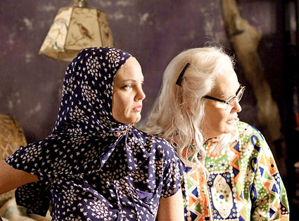 Drew Barrymore, Jessica Lange, Grey Gardens Drew Barrymore, Jessica Lange, Grey Gardens